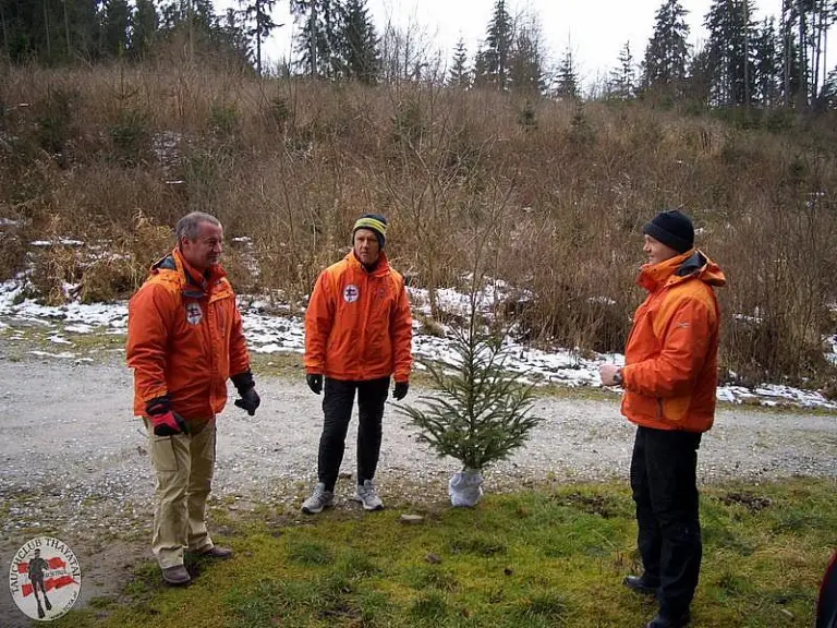 Christbaumversenken im Ottensteiner Stausee