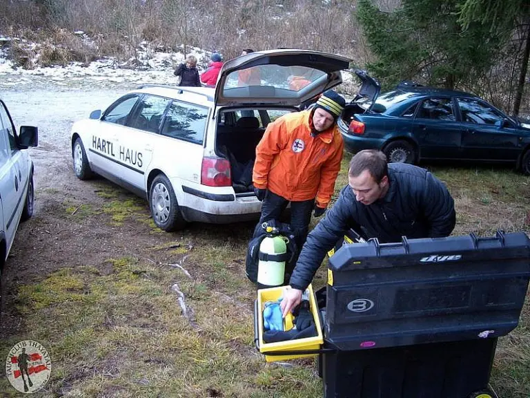 Christbaumversenken im Ottensteiner Stausee